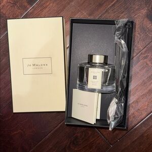 *NEW* Jo Malone London diffuser in Cream and Black Box